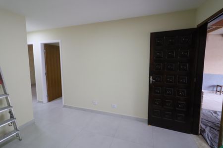 Sala de casa para alugar com 3 quartos, 170m² em Metalúrgicos, Osasco