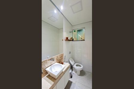 Casa à venda com 124m², 3 quartos e 1 vaga Casa à venda com 124m², 3 quartos e 1 vagaLavabo