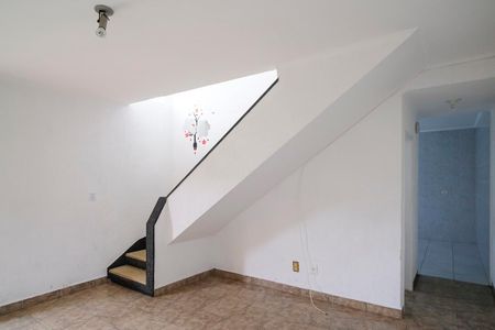 Casa à venda com 122m², 2 quartos e 1 vagaSala