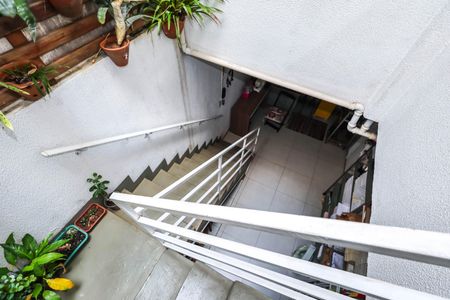 Casa de condomínio para alugar com 162m², 2 quartos e 2 vagas Casa de condomínio para alugar com 162m², 2 quartos e 2 vagasPorão