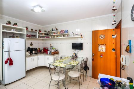 Casa de condomínio para alugar com 162m², 2 quartos e 2 vagas Casa de condomínio para alugar com 162m², 2 quartos e 2 vagasCozinha