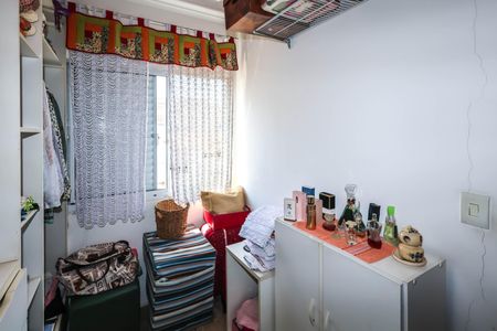 Casa de condomínio para alugar com 162m², 2 quartos e 2 vagas Casa de condomínio para alugar com 162m², 2 quartos e 2 vagasCloset