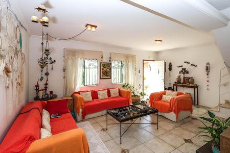 Casa de condomínio para alugar com 162m², 2 quartos e 2 vagas Casa de condomínio para alugar com 162m², 2 quartos e 2 vagasSala