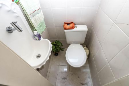 Casa de condomínio para alugar com 162m², 2 quartos e 2 vagas Casa de condomínio para alugar com 162m², 2 quartos e 2 vagasLavabo