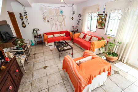 Casa de condomínio para alugar com 162m², 2 quartos e 2 vagas Casa de condomínio para alugar com 162m², 2 quartos e 2 vagasSala