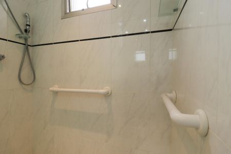 Apartamento à venda com 89m², 3 quartos e 2 vagas Apartamento à venda com 89m², 3 quartos e 2 vagasBanheiro da Suíte