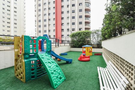 Apartamento à venda com 89m², 3 quartos e 2 vagas Apartamento à venda com 89m², 3 quartos e 2 vagasPlayground