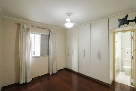 Apartamento à venda com 89m², 3 quartos e 2 vagas Apartamento à venda com 89m², 3 quartos e 2 vagasSuíte