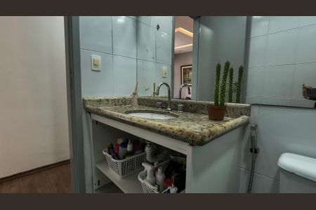 Apartamento à venda com 83m², 3 quartos e 2 vagasBanheiro Social 