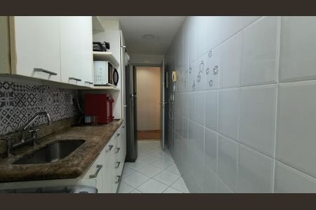 Apartamento à venda com 83m², 3 quartos e 2 vagasCozinha e Área de Serviço