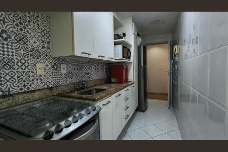 Apartamento à venda com 83m², 3 quartos e 2 vagasCozinha e Área de Serviço