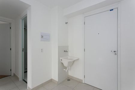 Apartamento para alugar com 35m², 2 quartos e 1 vaga Apartamento para alugar com 35m², 2 quartos e 1 vagaÁrea de Serviço