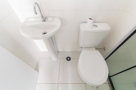 Apartamento para alugar com 1193m², 2 quartos e sem vagaBanheiro