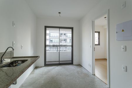 Sala/Cozinha de apartamento à venda com 1 quarto, 25m² em Vila Nova Conceição, São Paulo