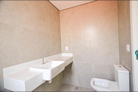 Apartamento à venda com 68m², 2 quartos e 2 vagas Apartamento à venda com 68m², 2 quartos e 2 vagasBanheiro Suite 2