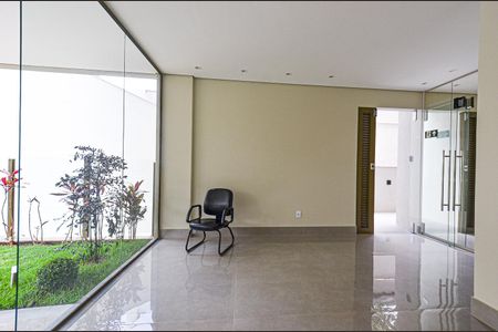 Apartamento à venda com 68m², 2 quartos e 2 vagas Apartamento à venda com 68m², 2 quartos e 2 vagasHall de entrada