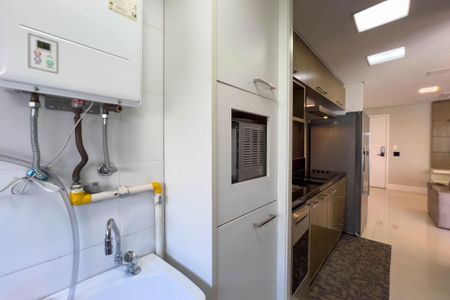 Apartamento à venda com 67m², 2 quartos e 2 vagasÁrea de serviço 