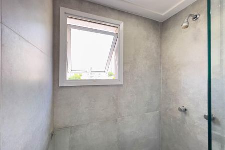 Apartamento à venda com 67m², 2 quartos e 2 vagasBanheiro do quarto 1