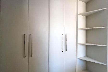 Apartamento à venda com 67m², 2 quartos e 2 vagasQuarto 2