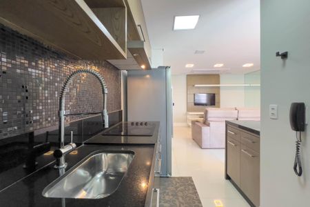 Apartamento à venda com 67m², 2 quartos e 2 vagasCozinha