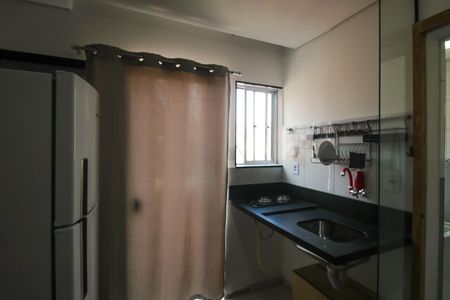 Cozinha de kitnet/studio para alugar com 0 quarto, 30m² em Jardim Angela (zona Leste), São Paulo