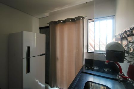 Cozinha de kitnet/studio para alugar com 0 quarto, 30m² em Jardim Angela (zona Leste), São Paulo