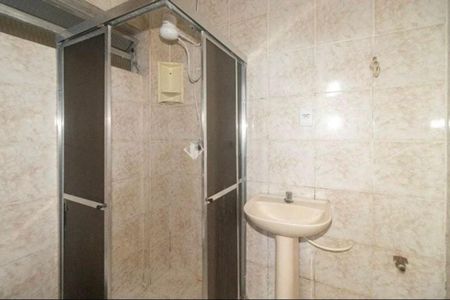 Banheiro  de apartamento para alugar com 1 quarto, 52m² em Centro Histórico, Porto Alegre