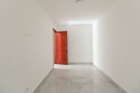Quarto 2 de apartamento para alugar com 2 quartos, 44m² em Vila Santa Isabel, São Paulo