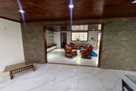 Apartamento para alugar com 240m², 3 quartos e 2 vagasCobertura