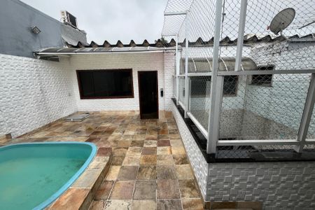 Apartamento para alugar com 240m², 3 quartos e 2 vagasPiscina