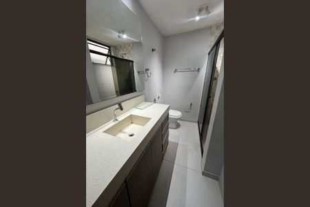 Apartamento para alugar com 240m², 3 quartos e 2 vagasBanheiro da Suíte