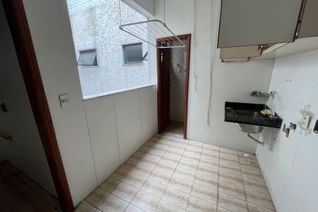 Apartamento para alugar com 240m², 3 quartos e 2 vagasÁrea de Serviço