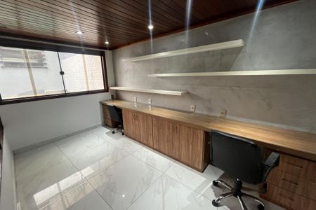 Apartamento para alugar com 240m², 3 quartos e 2 vagasEscritório