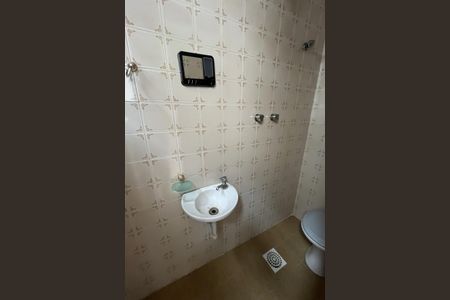 Apartamento para alugar com 240m², 3 quartos e 2 vagasBanheiro de Serviço