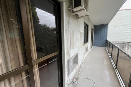 Apartamento para alugar com 240m², 3 quartos e 2 vagasVaranda
