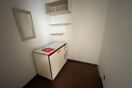 Apartamento para alugar com 240m², 3 quartos e 2 vagasQuarto de Serviço