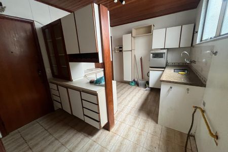 Apartamento para alugar com 240m², 3 quartos e 2 vagasCozinha