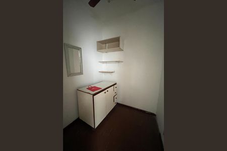 Apartamento para alugar com 240m², 3 quartos e 2 vagasQuarto de Serviço