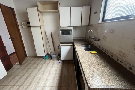 Apartamento para alugar com 240m², 3 quartos e 2 vagasCozinha