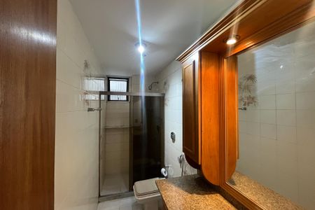 Apartamento para alugar com 240m², 3 quartos e 2 vagasBanheiro