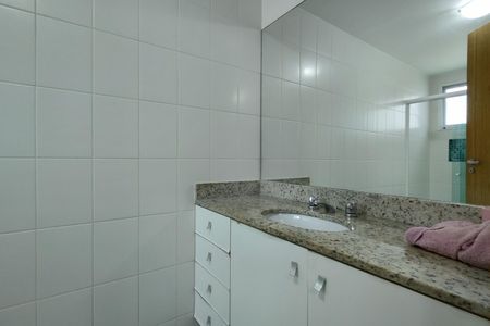 Apartamento para alugar com 84m², 3 quartos e 1 vagaBanheiro da Suíte 2