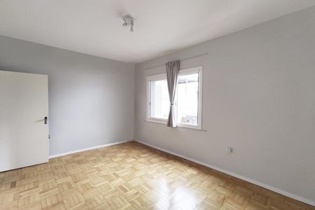 quarto 1 de apartamento para alugar com 2 quartos, 36m² em Centro, São Leopoldo