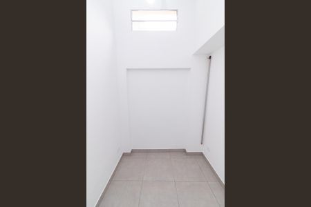 Quarto de casa para alugar com 1 quarto, 17m² em Jardim Artur Alvim, São Paulo