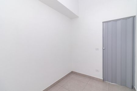 Quarto de casa para alugar com 1 quarto, 17m² em Jardim Artur Alvim, São Paulo
