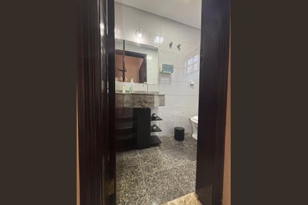 Banheiro de casa à venda com 4 quartos, 360m² em City Bussocaba, Osasco