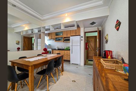 Sala de apartamento para alugar com 2 quartos, 102m² em Ponta da Praia, Santos