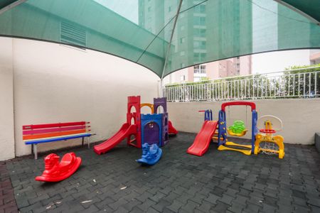 Apartamento à venda com 52m², 2 quartos e 1 vaga Apartamento à venda com 52m², 2 quartos e 1 vagaÁrea comum - Playground Kids
