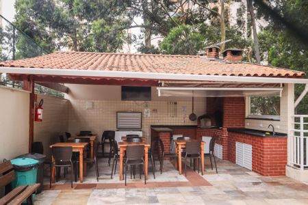 Apartamento à venda com 52m², 2 quartos e 1 vaga Apartamento à venda com 52m², 2 quartos e 1 vagaÁrea comum - Churrasqueira