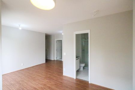 Sala de apartamento para alugar com 2 quartos, 68m² em Cerâmica, São Caetano do Sul