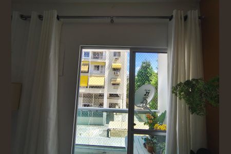 Sala de apartamento para alugar com 2 quartos, 55m² em Taquara, Rio de Janeiro